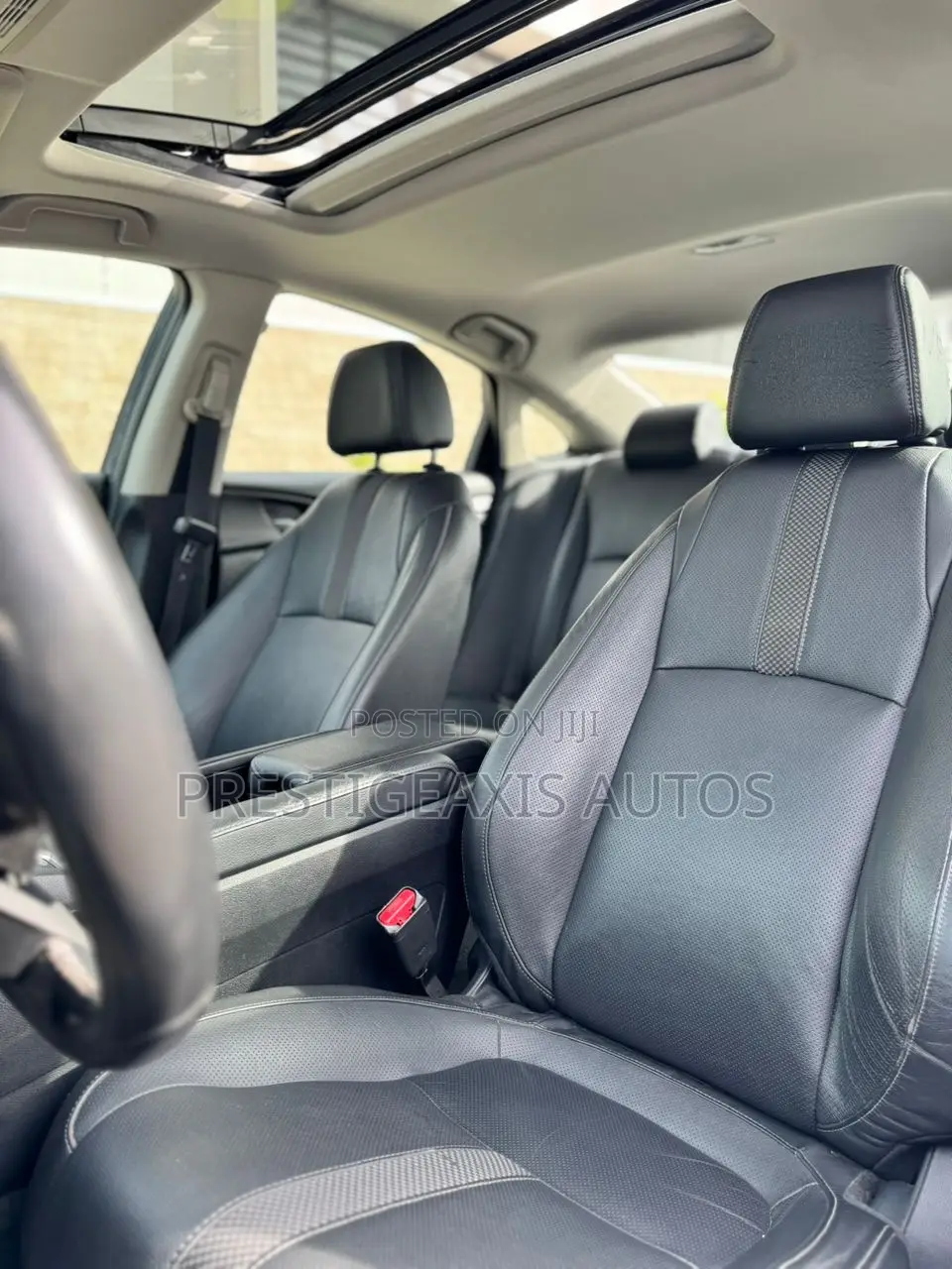Honda Civic Touring Sedan 2019 Gray