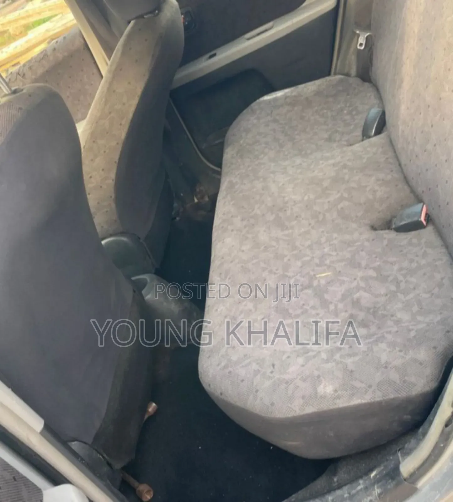 Toyota Vitz 2010 Silver