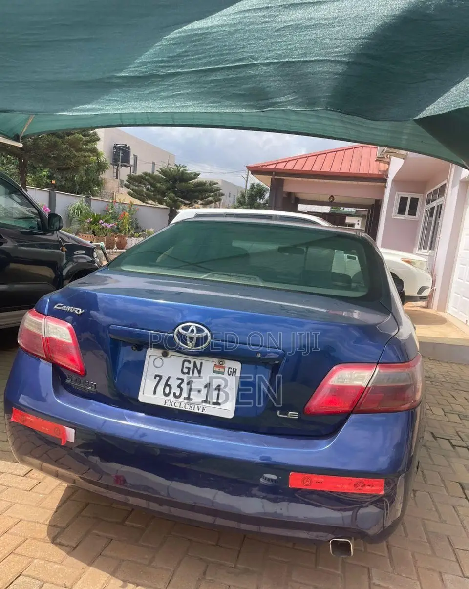 Toyota Camry 2010 Blue