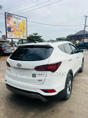 Hyundai Santa Fe Limited AWD 2016 White