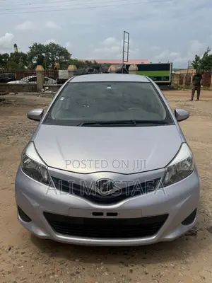 Toyota Vitz 2012 Purple