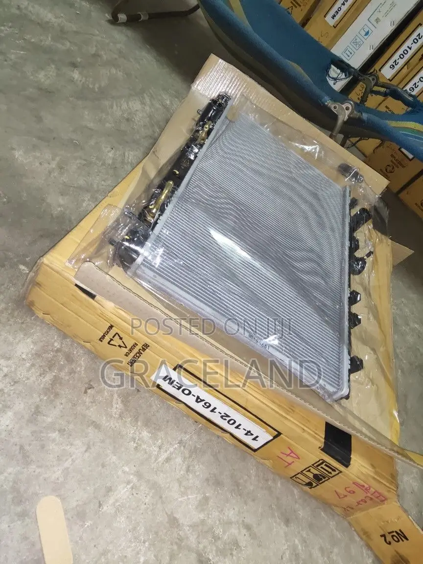 This Is Original Radiator for Toyota Fish -Toyota Hiace Water Tank