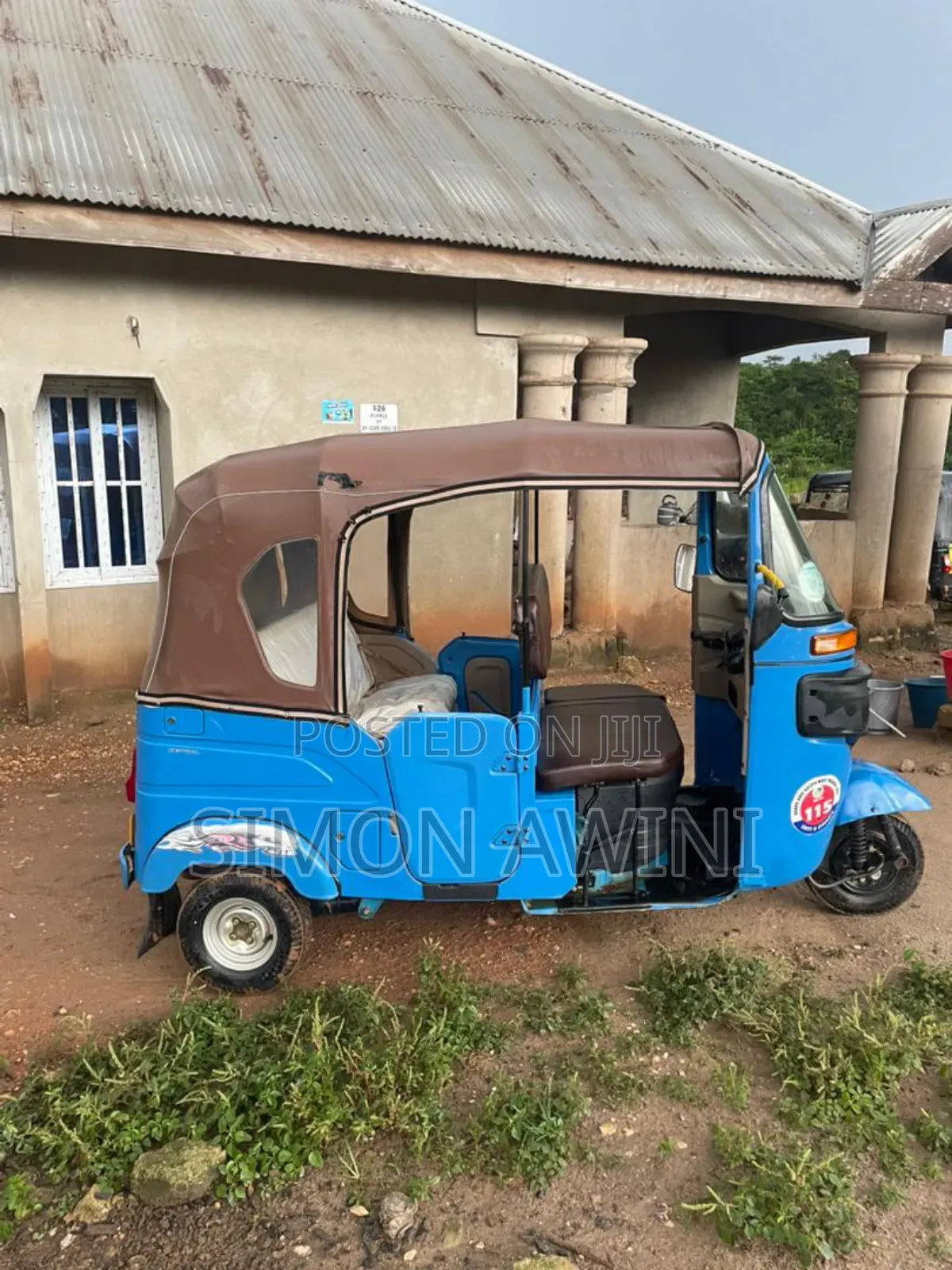 Bajaj RE 2025 Blue