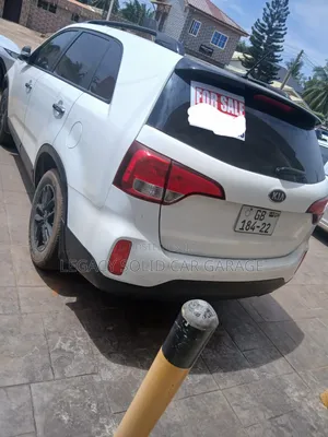 Kia Sorento 2012 White