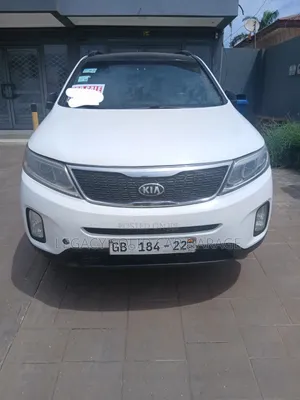 Kia Sorento 2012 White