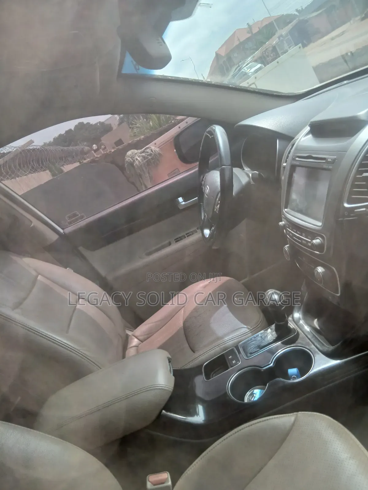 Kia Sorento 2012 White