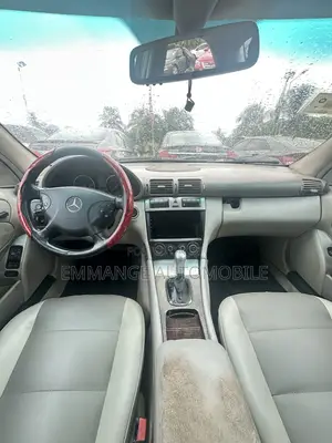 Mercedes-Benz C250 2008 Green