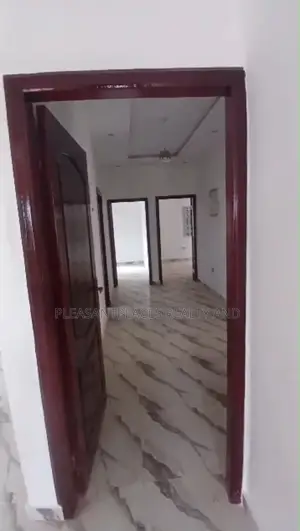 3bdrm House in Pleasantplaces And, Amasaman for rent