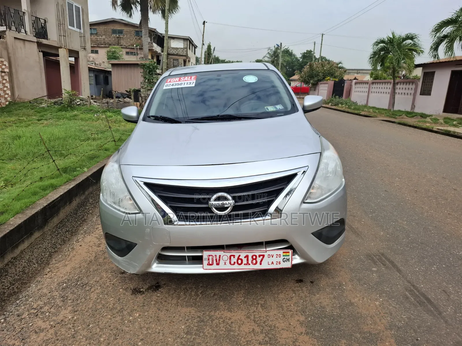 Nissan Versa 2015 Gray