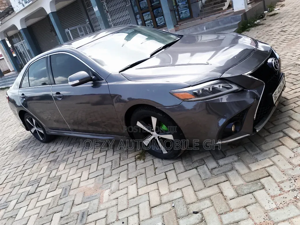 Toyota Camry 2007 Gray