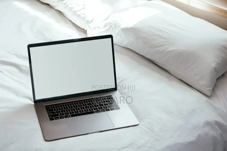 New Laptop Apple MacBook Pro 2024 M4 Pro 24GB Apple M4 Pro SSD 512GB