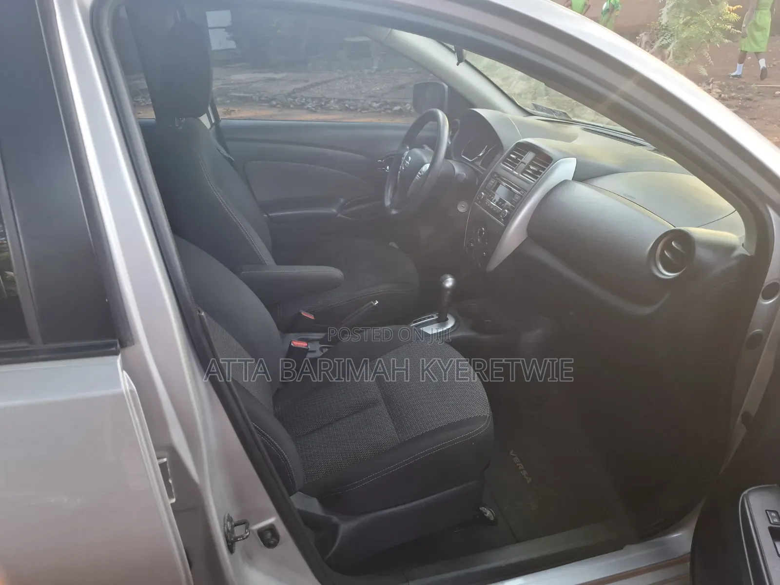 Nissan Versa 2015 Gray