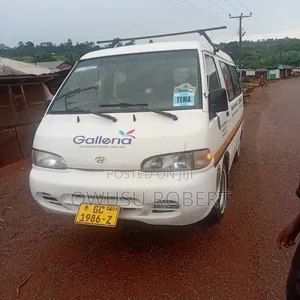 Hyundai H-100 1999 White