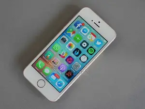 Apple iPhone SE (2020) 64 GB Pink
