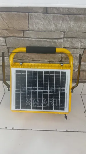 200w Potable Emergency Rechargeable/ Solar Flood Light