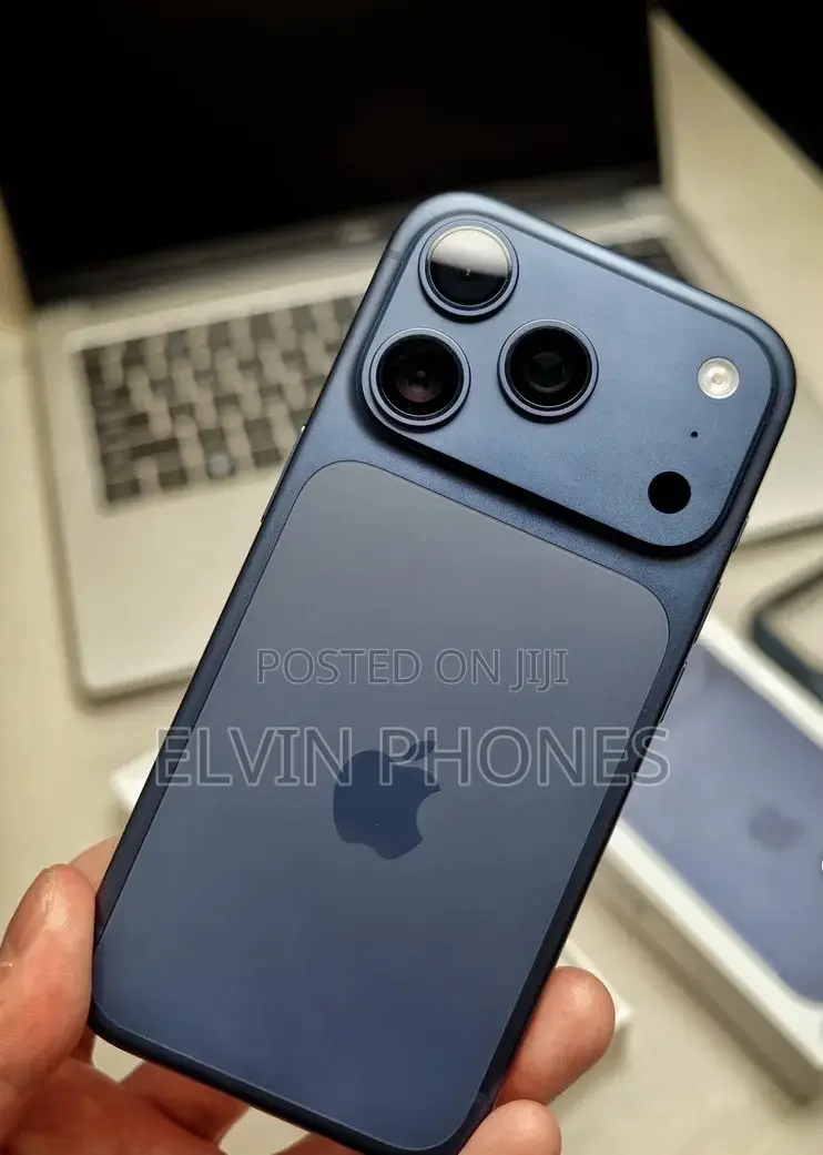 New Apple iPhone 17 Pro 256 GB Blue