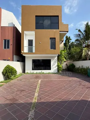 6bdrm House in East Legon for sale