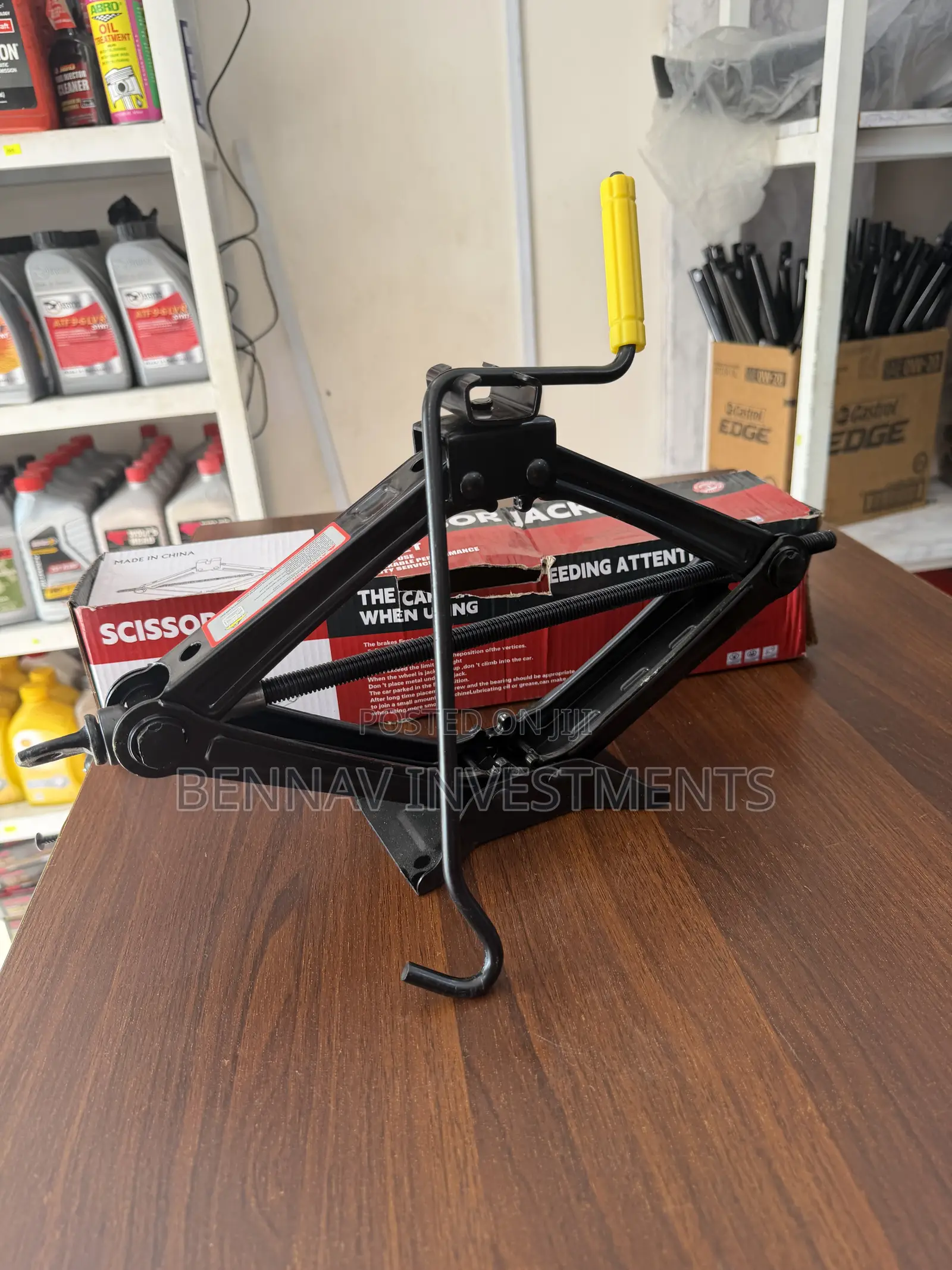 Brand New High Quality Scissor Car Jacks Available