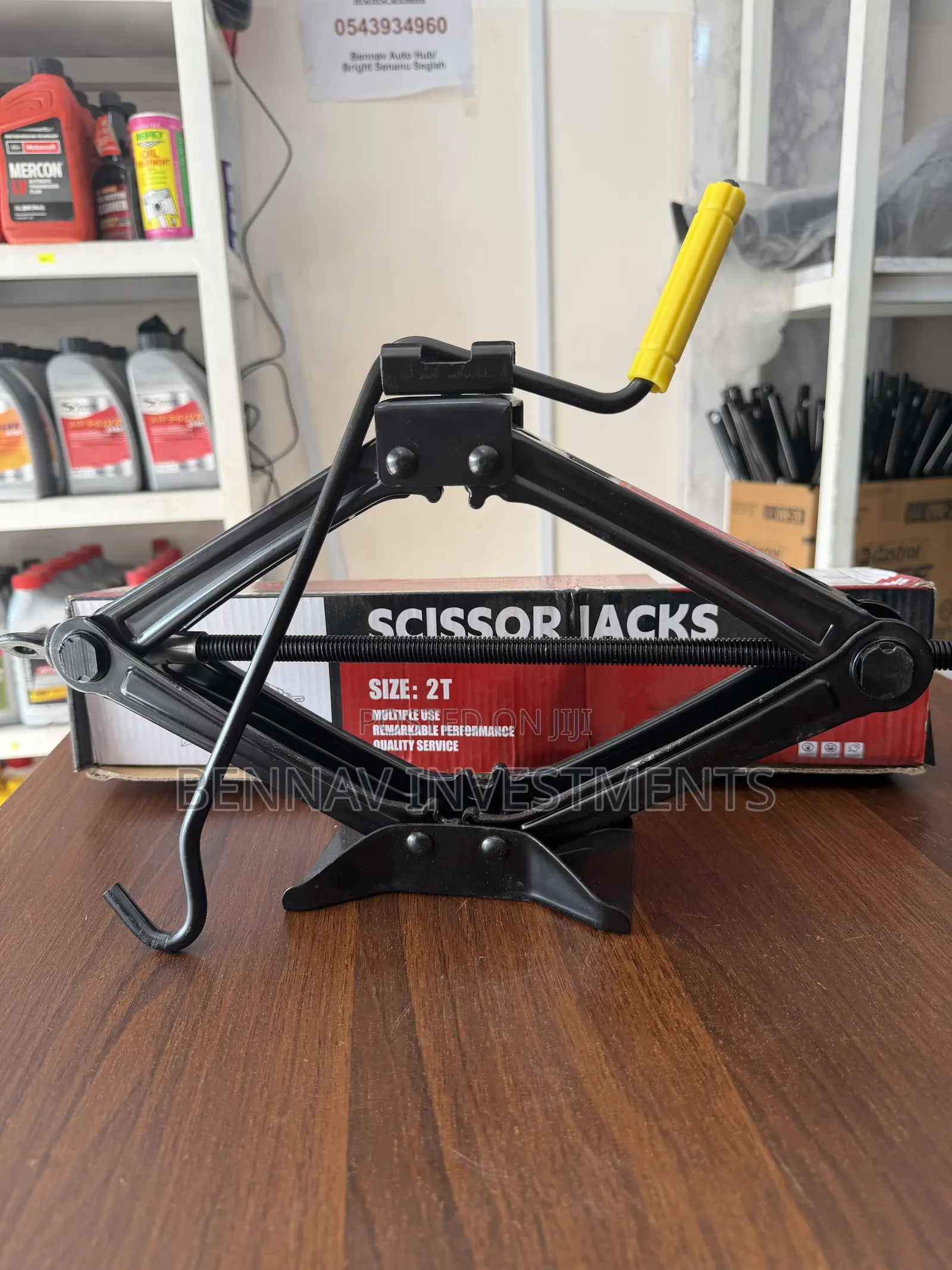 Brand New High Quality Scissor Car Jacks Available