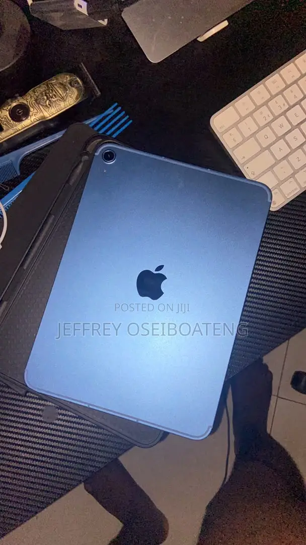 Apple iPad (2025) 256 GB Blue