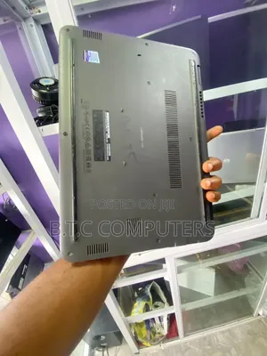 Laptop Dell Latitude 3301 4GB Intel Celeron SSD 128GB