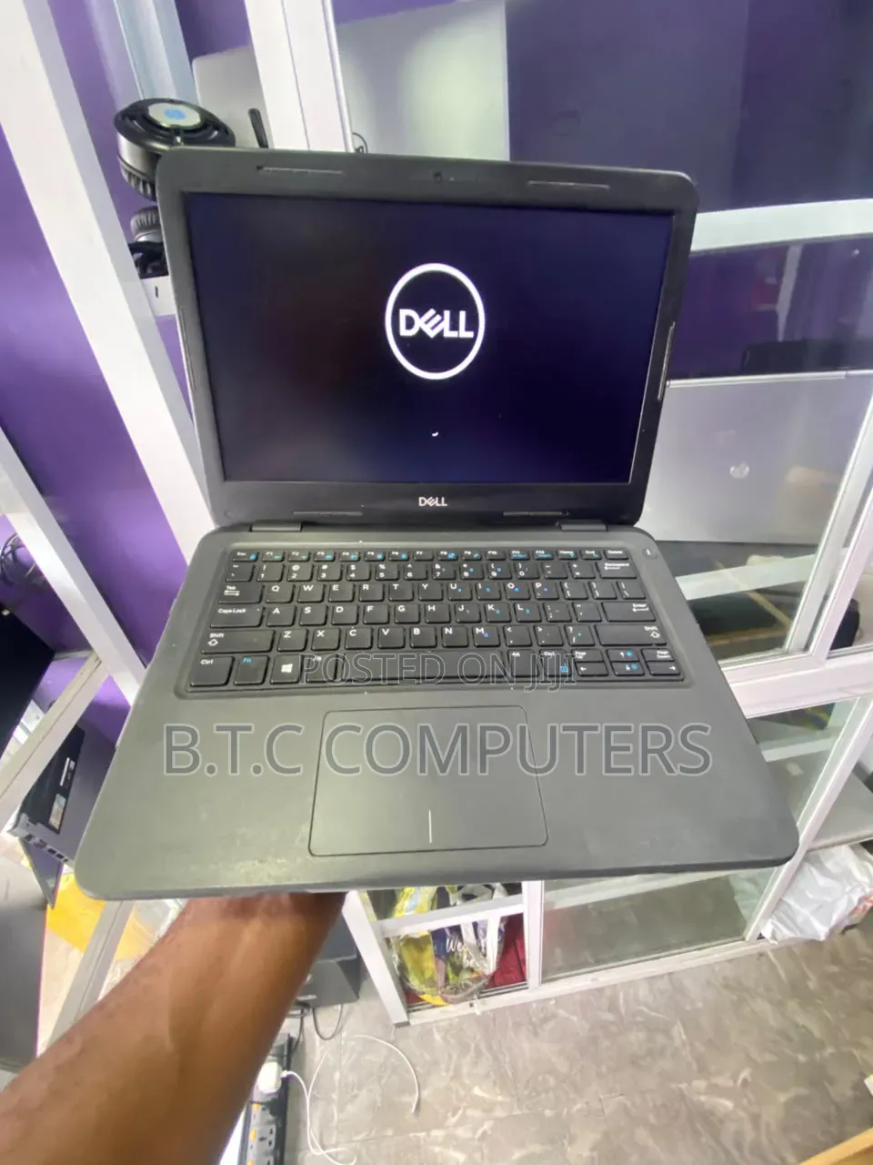 Laptop Dell Latitude 3301 4GB Intel Celeron SSD 128GB