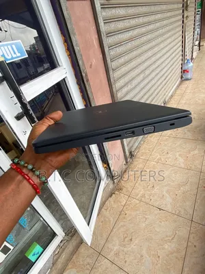 Laptop Dell Latitude 14 3470 12GB Intel Core i5 HDD+SSD 500GB