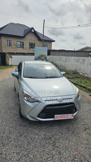 Toyota Yaris iA 1.5 FWD 2017 Silver