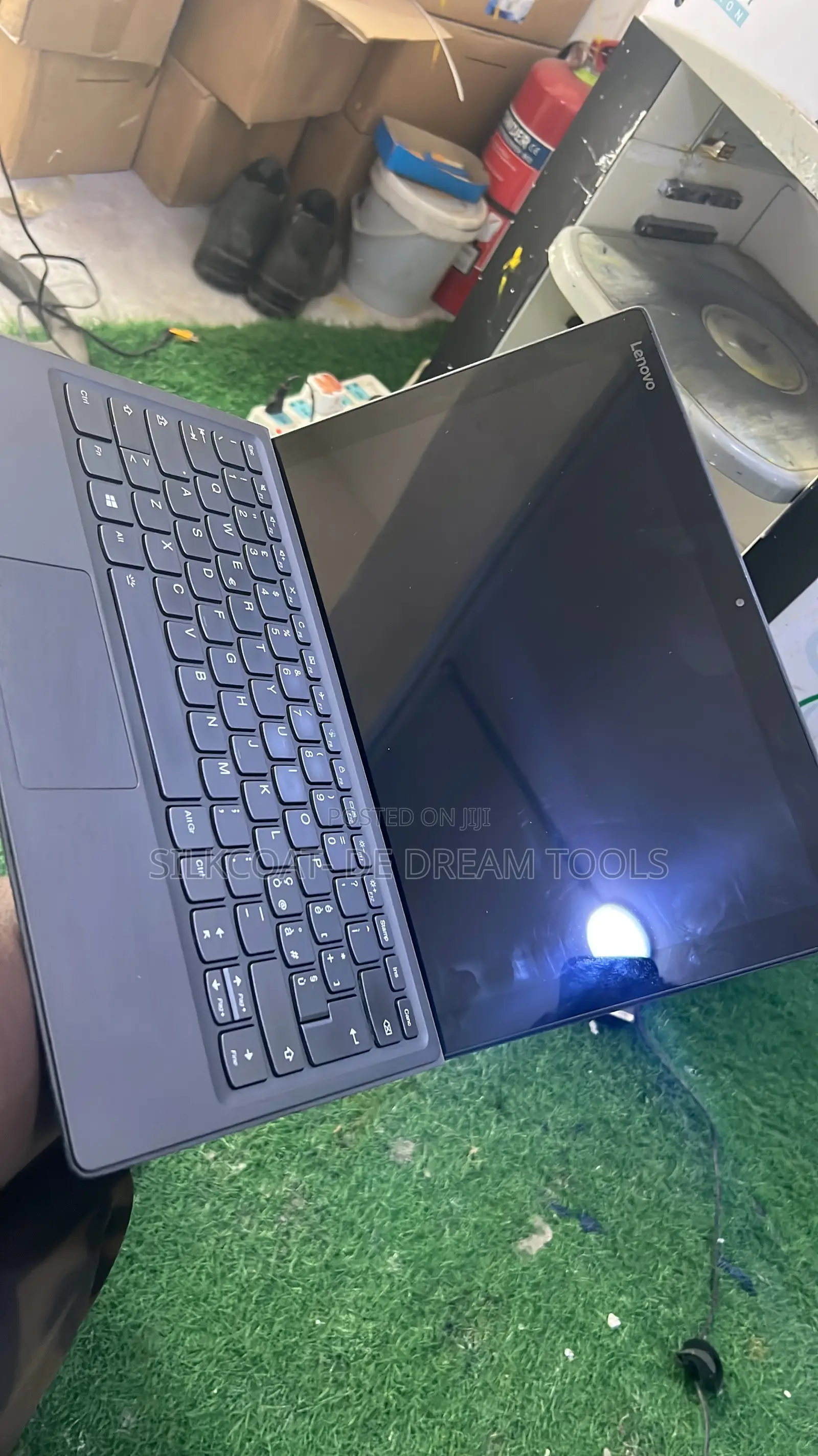 Laptop Lenovo IdeaPad 130 128GB Intel Core i5 SSHD (Hybrid) 256GB