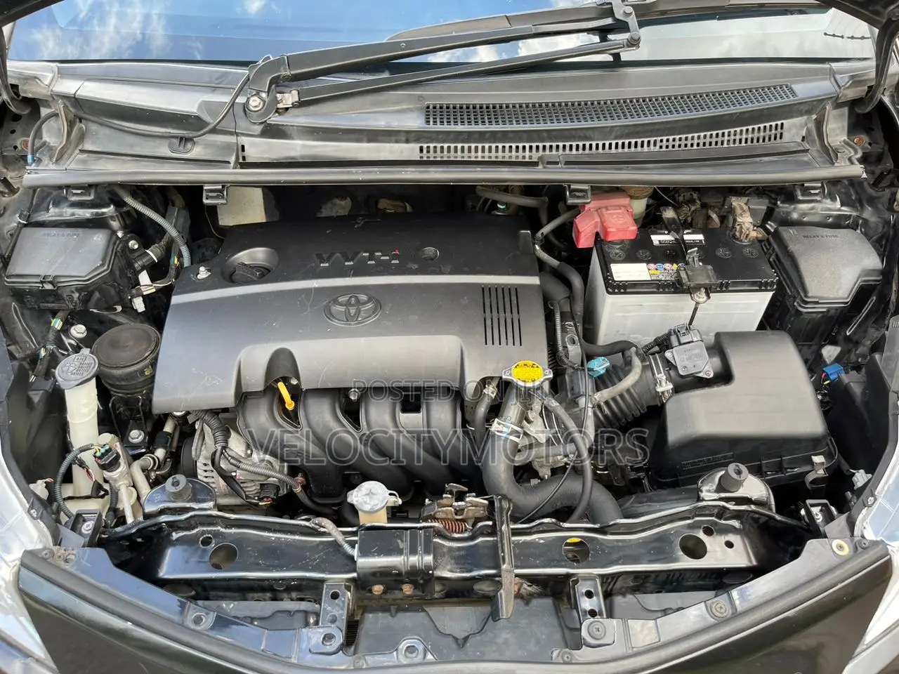 Toyota Vitz 1.3 AWD 5dr 2016 Black