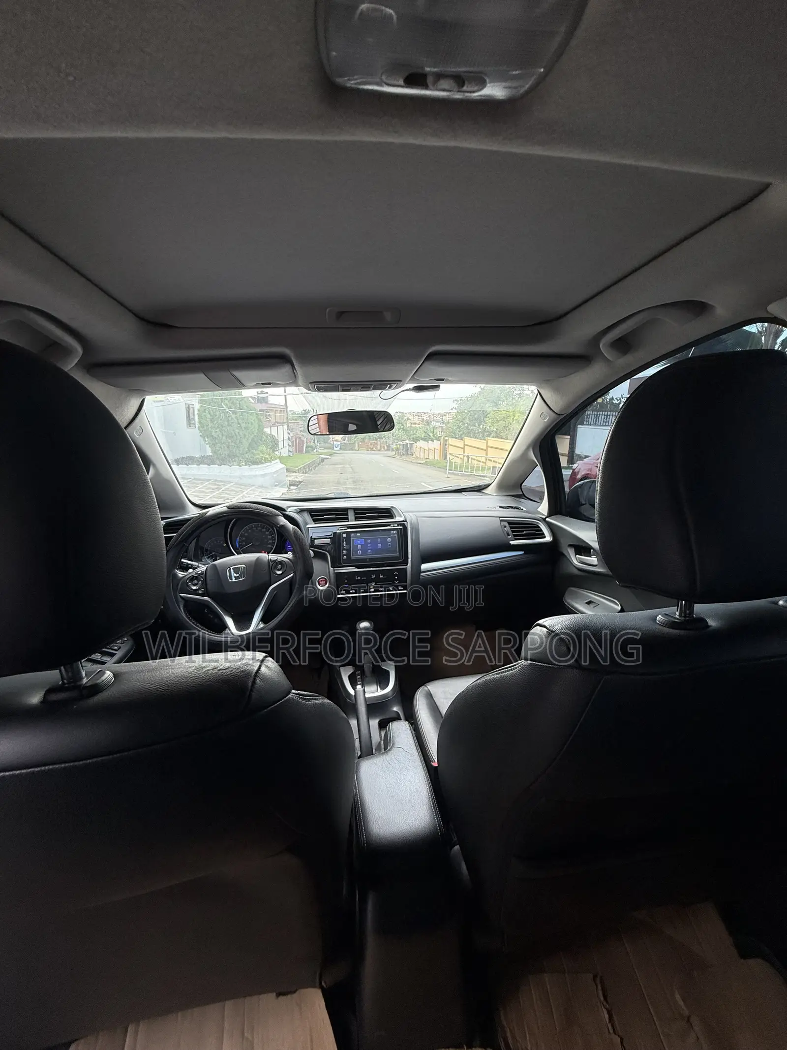 Honda Fit LX 4dr Hatchback (1.5L 4cyl 6M) 2015 Gray