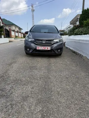 Honda Fit LX 4dr Hatchback (1.5L 4cyl 6M) 2015 Gray