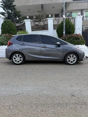 Honda Fit LX 4dr Hatchback (1.5L 4cyl 6M) 2015 Gray