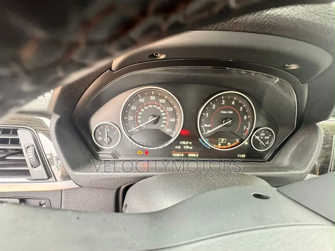 BMW 328i 2016 Silver