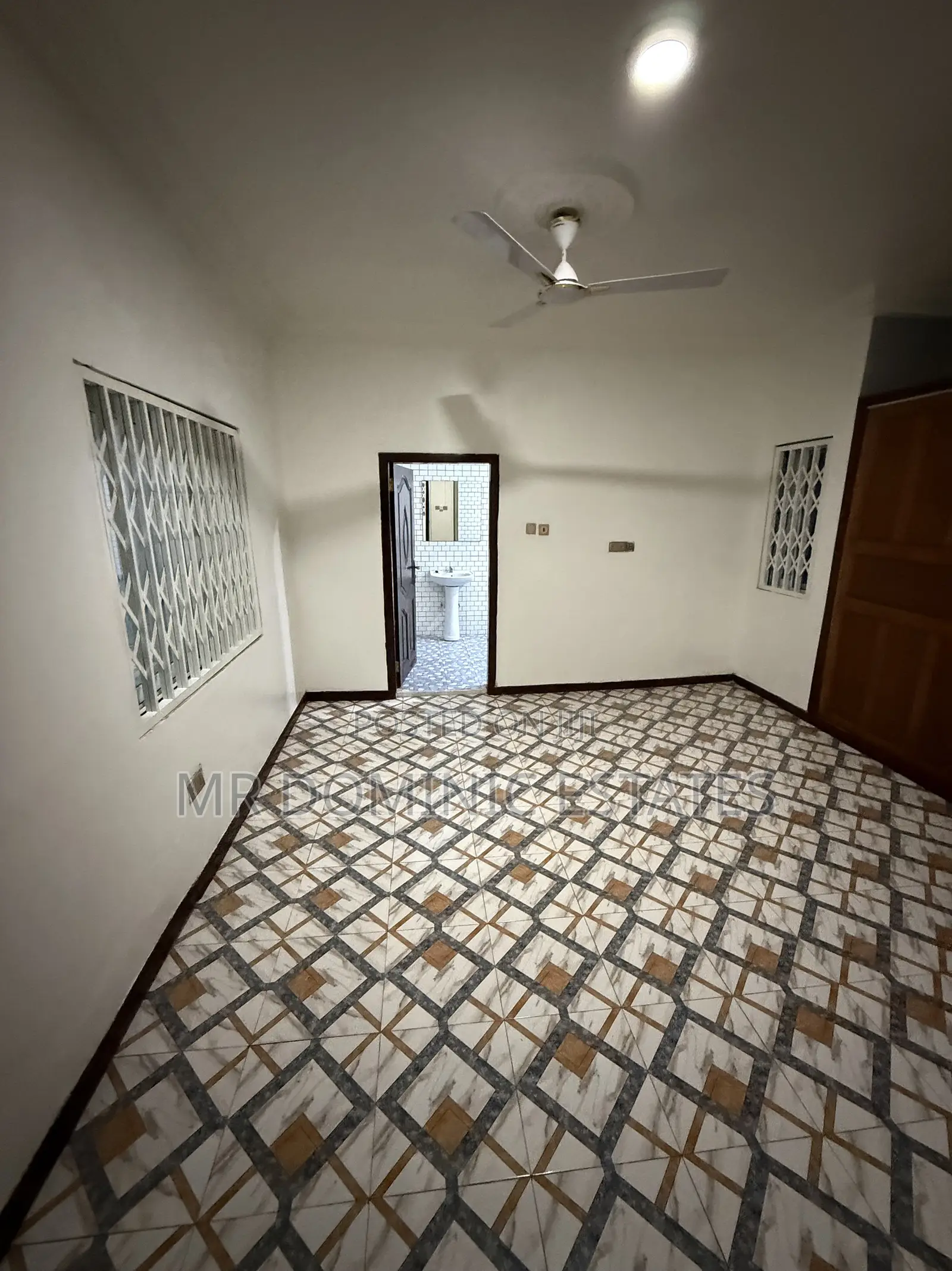4bdrm Apartment in Mr Dominic Estates, West Hills Mall Area for rent