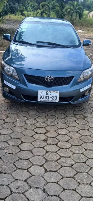 Toyota Corolla 2010 Gray