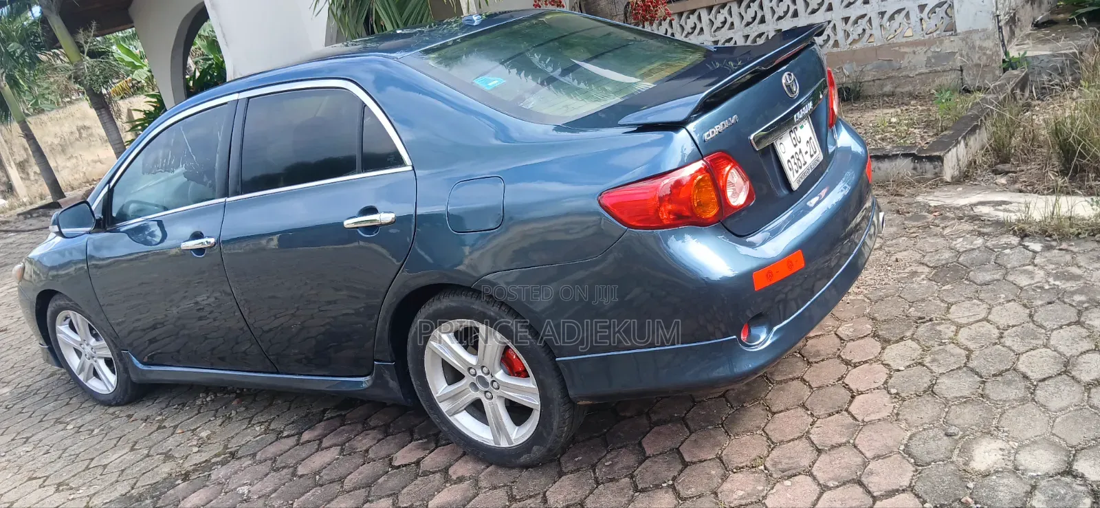 Toyota Corolla 2010 Gray