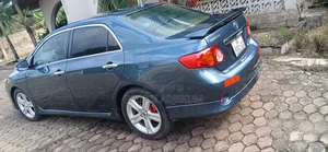 Toyota Corolla 2010 Gray
