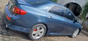 Toyota Corolla 2010 Gray