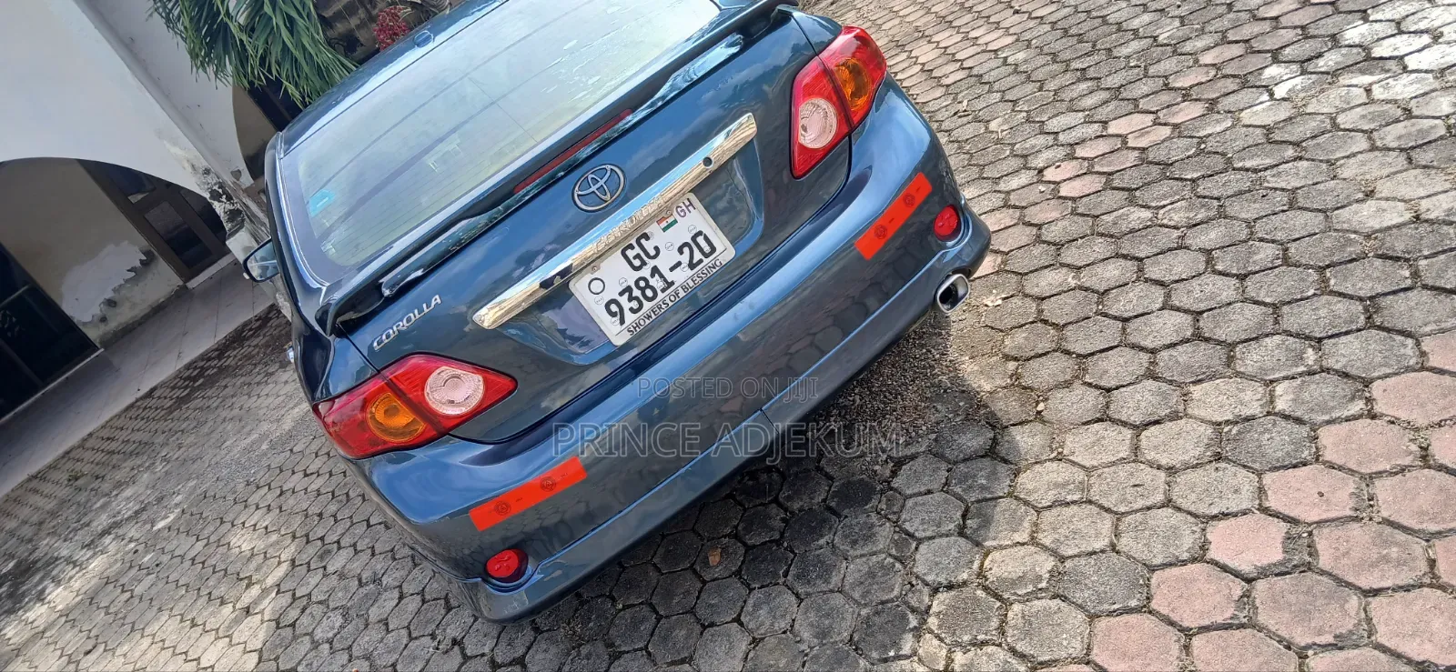 Toyota Corolla 2010 Gray
