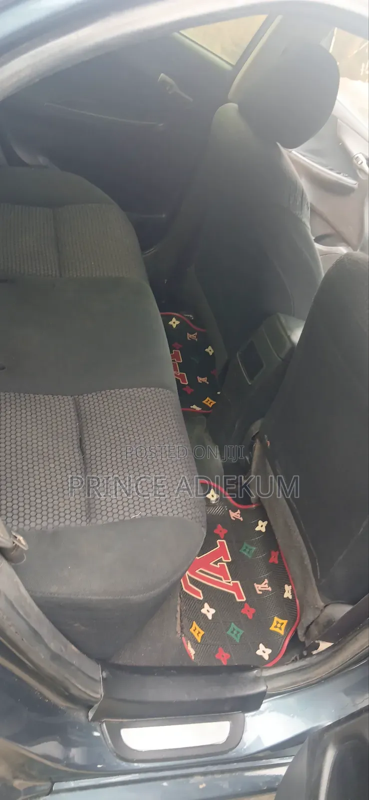 Toyota Corolla 2010 Gray