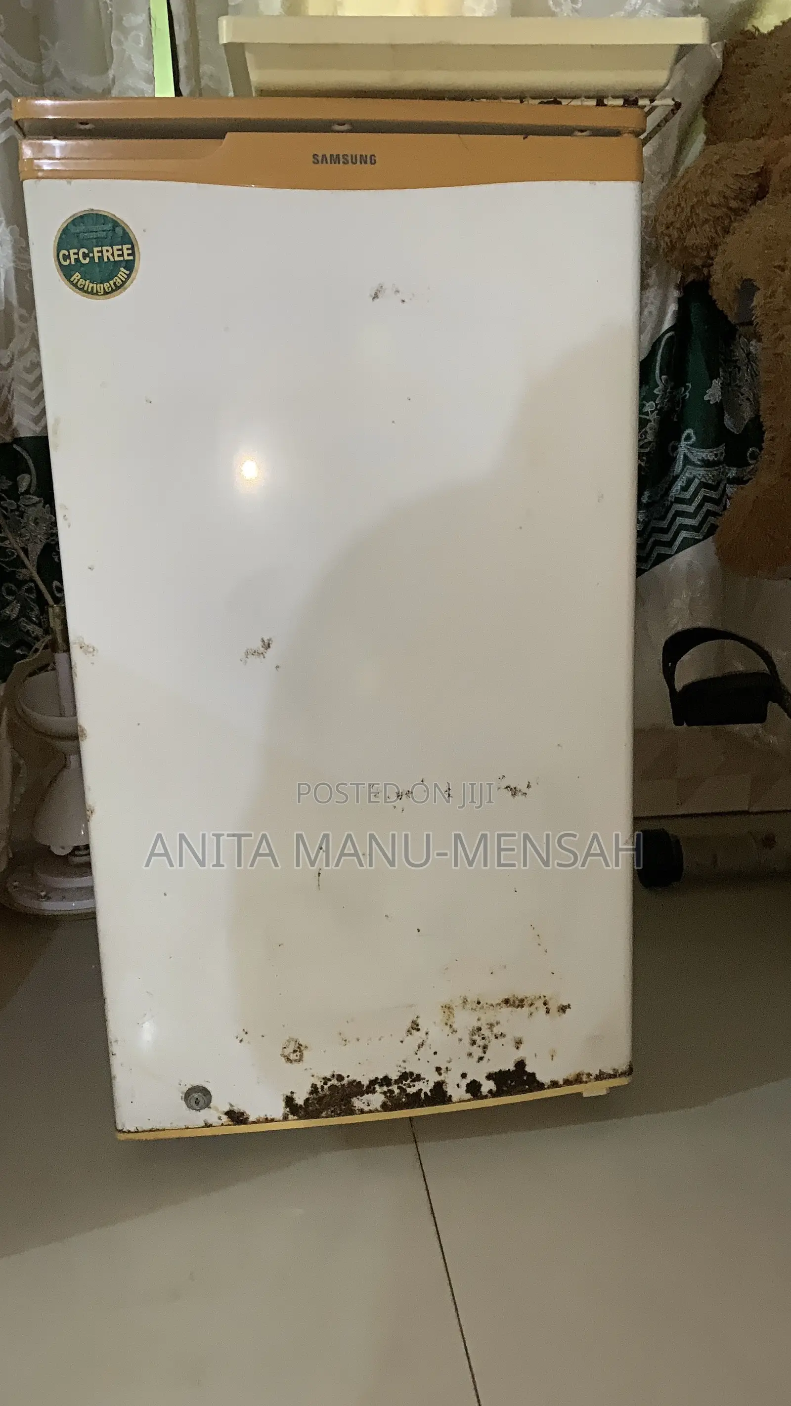 Secondhand Tabletop Fridge