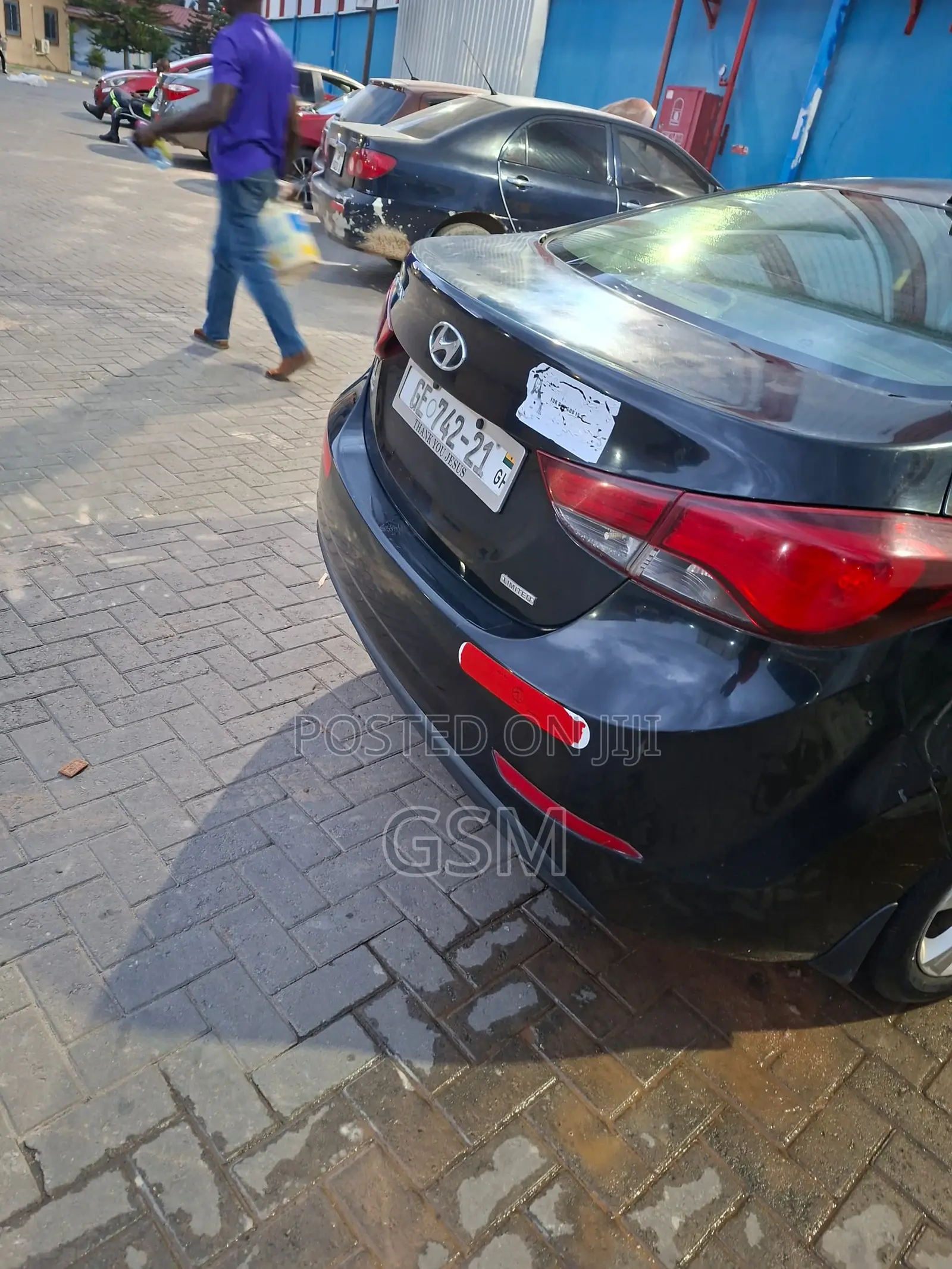 Hyundai Elantra Limited Sedan FWD (1.8L 4cyl 6A) 2016 Black