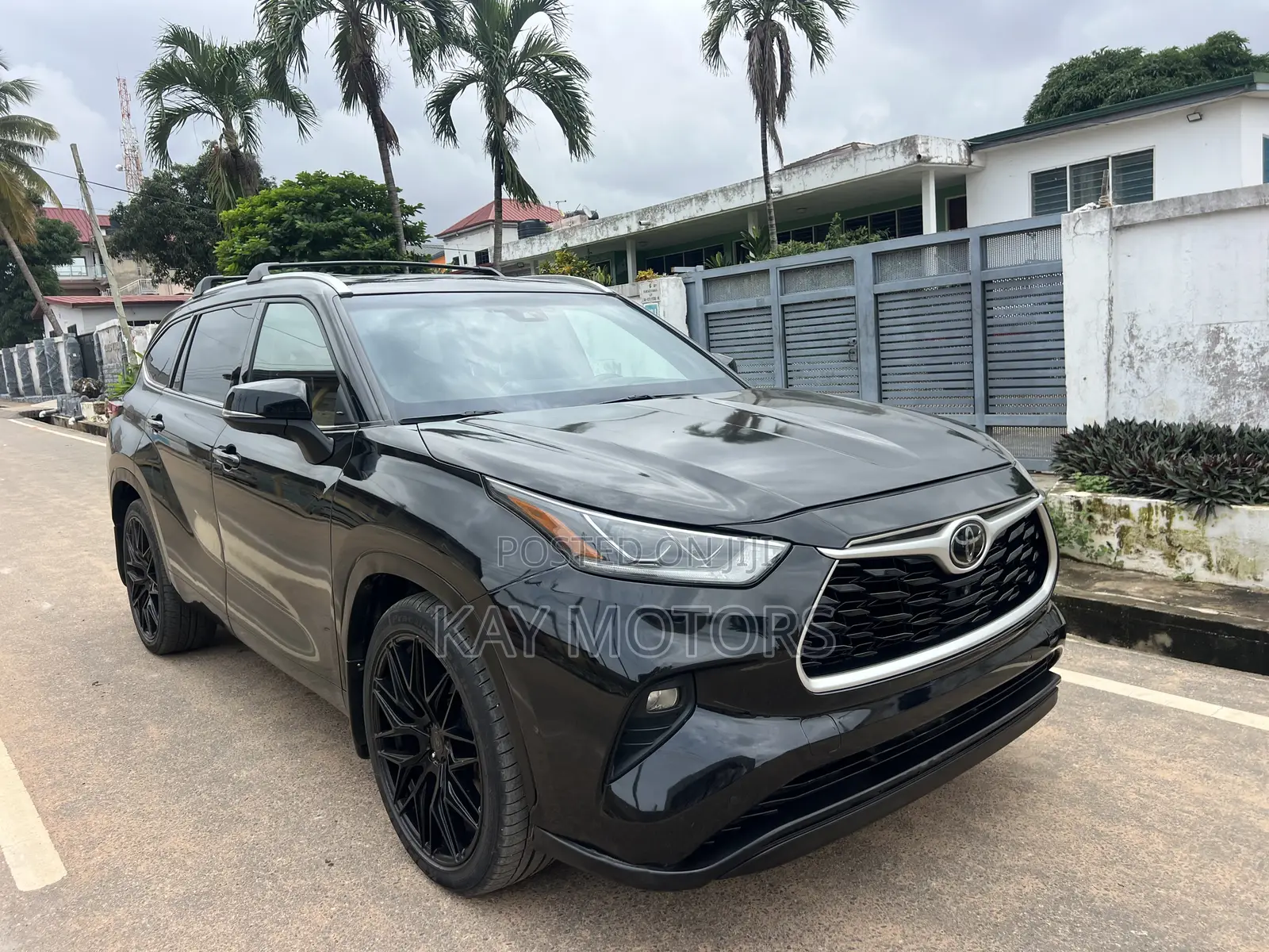 Toyota Highlander Platinum 2022 Black