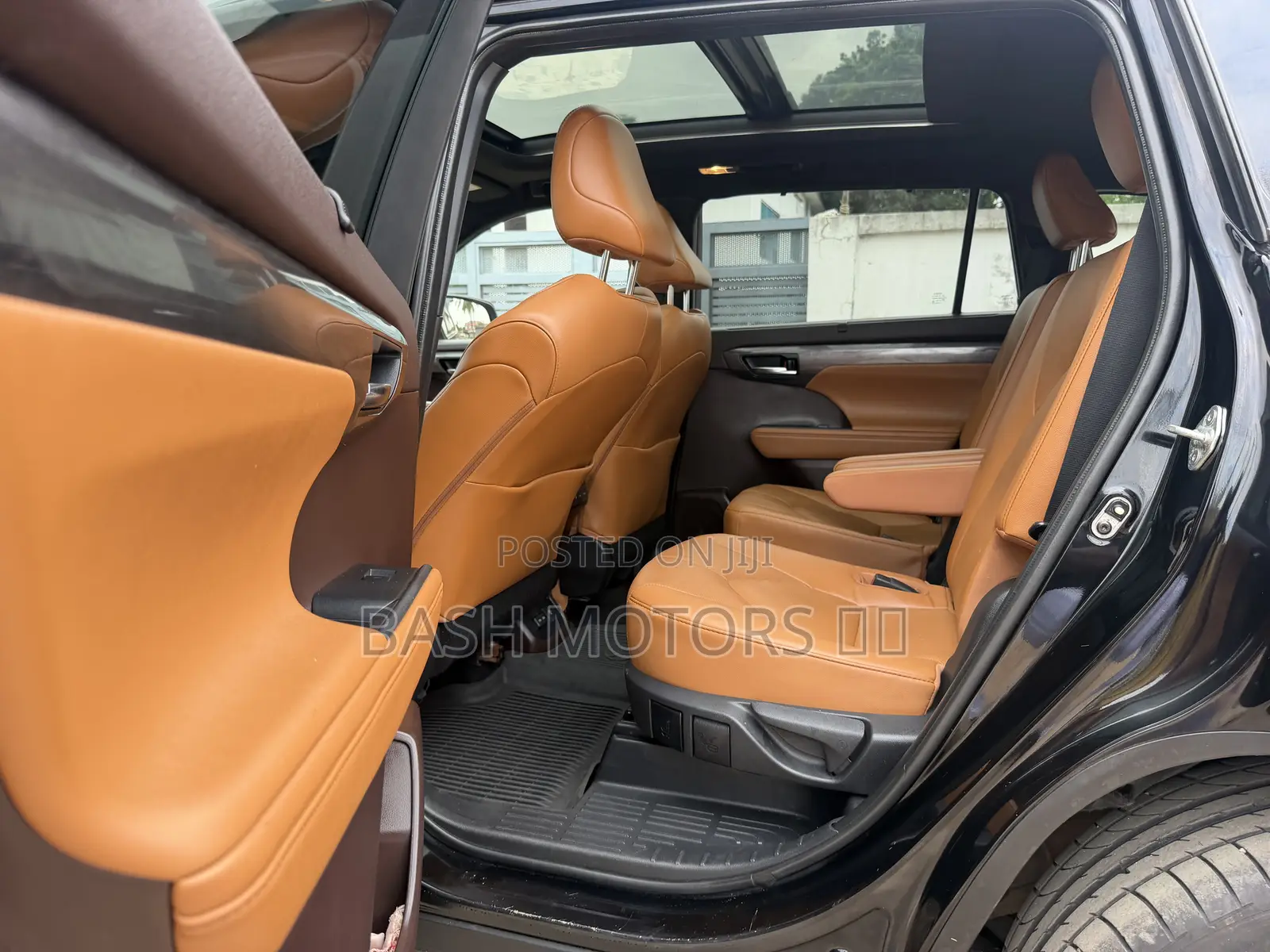 Toyota Highlander Platinum 2022 Black