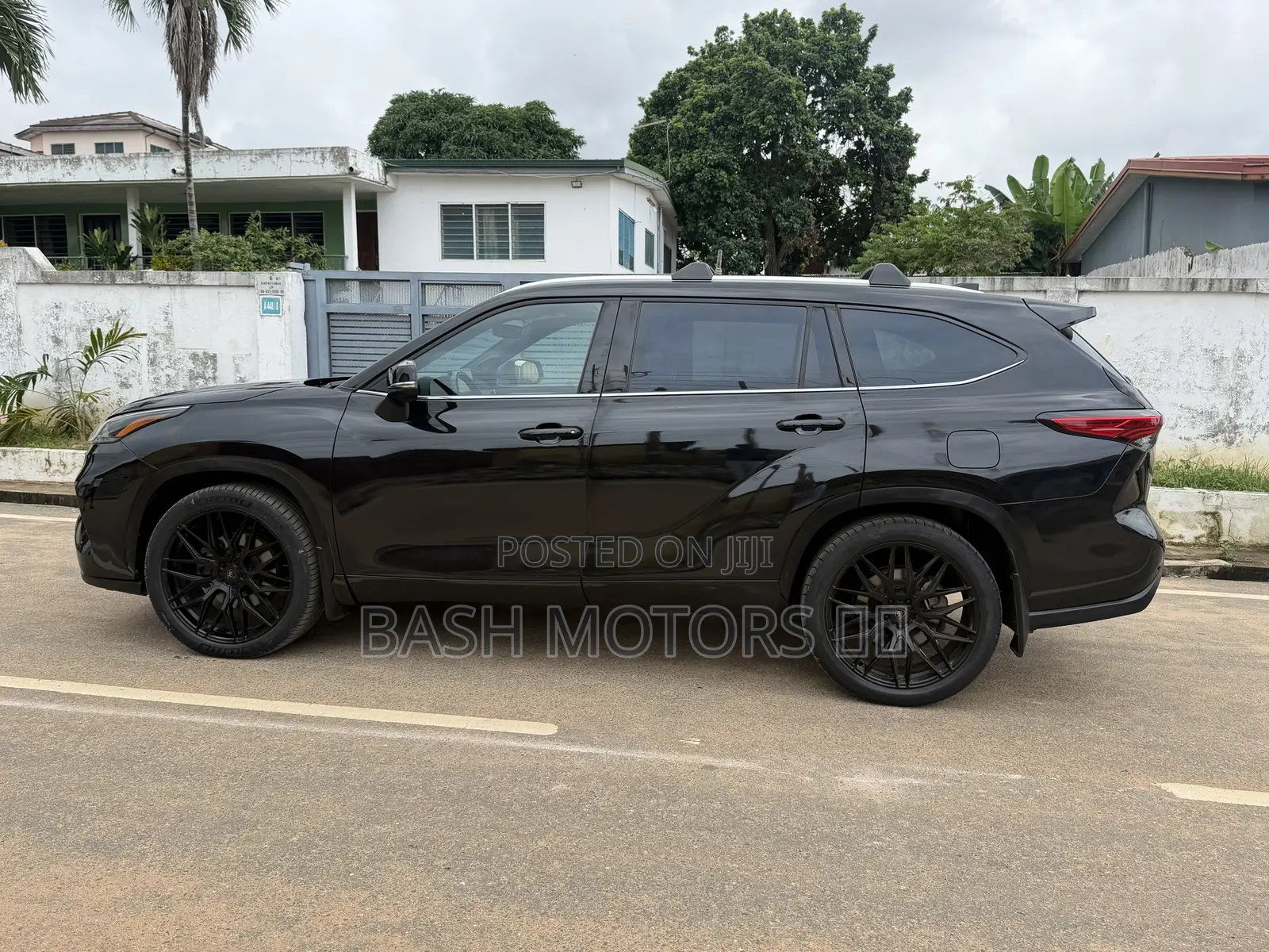 Toyota Highlander Platinum 2022 Black