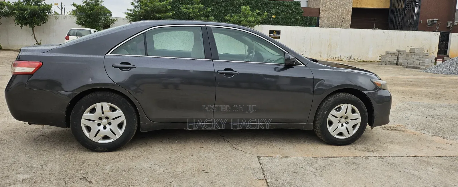 Toyota Camry 2011 Gray