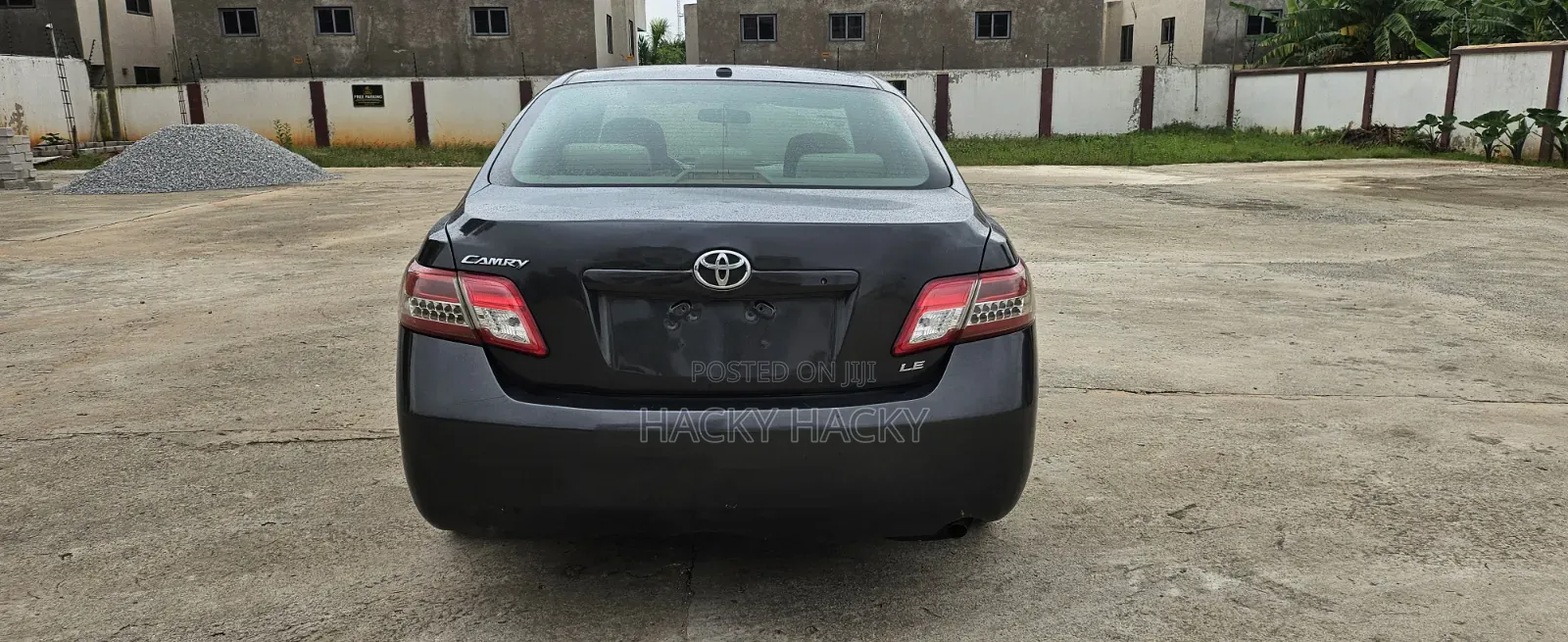 Toyota Camry 2011 Gray