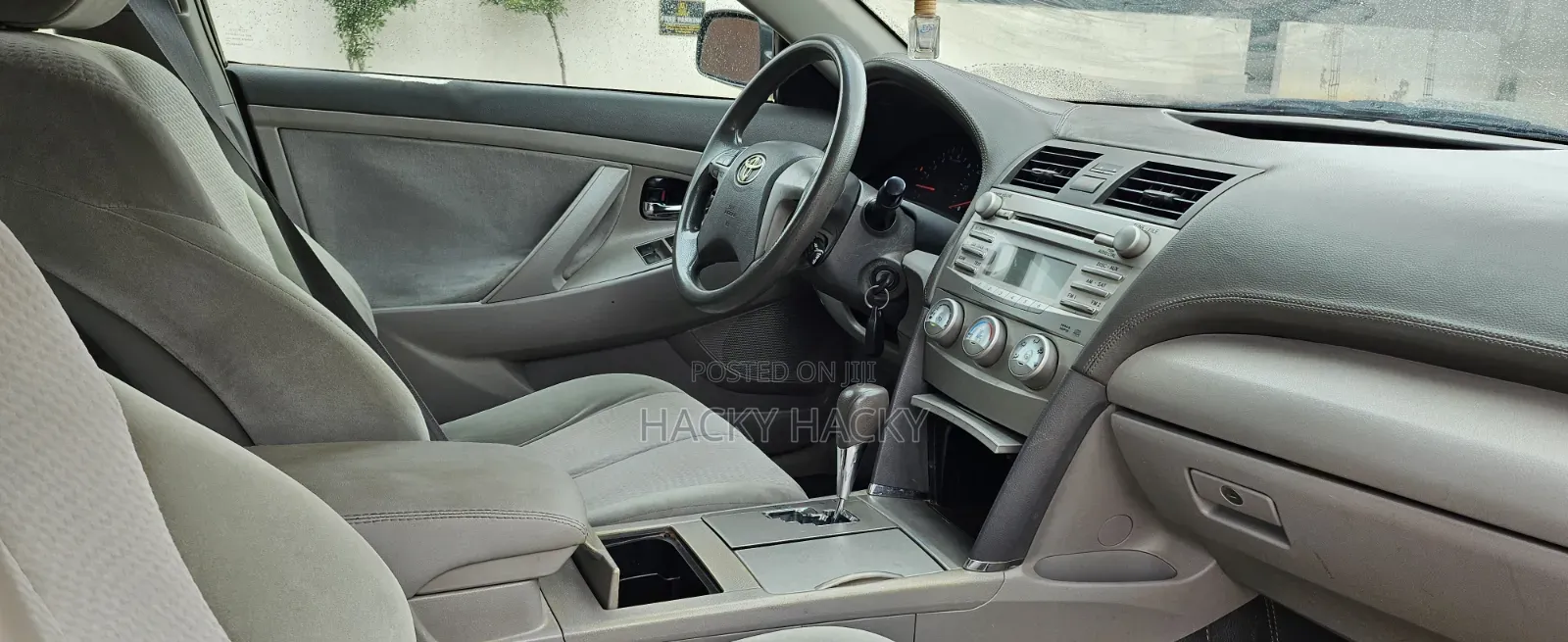 Toyota Camry 2011 Gray