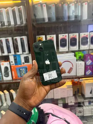 Apple iPhone 13 128 GB Green
